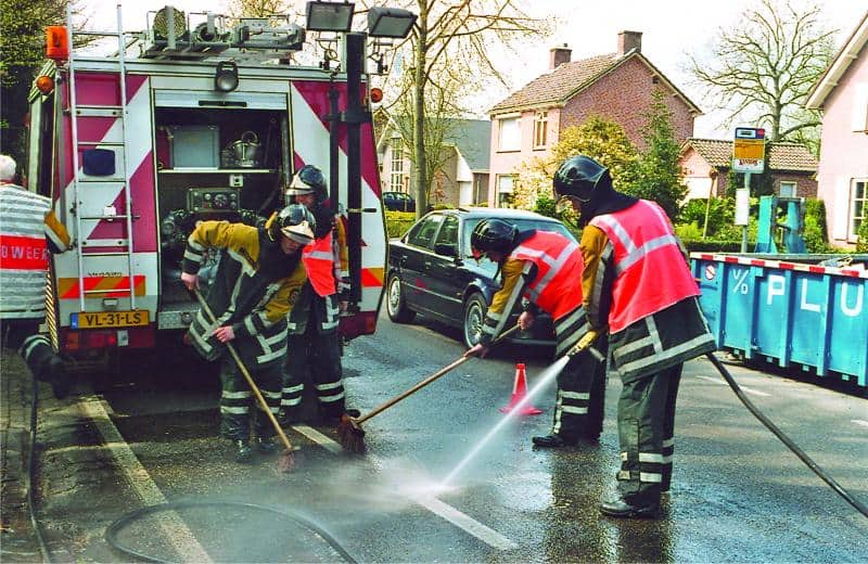 Fire brigades using AQUAQUICK 2000 in the Netherlands